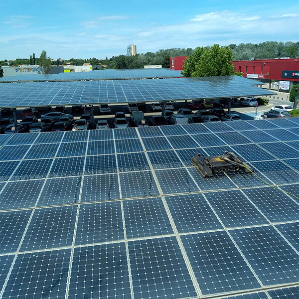 Allowash Nettoyage des panneaux photovoltaïque toiture ombrière et centrale au sol Pleudihen sur Rance Bretagne Cotes d'Armor Représenter dans le monde -Nettoyage de 8962 m² commercial
