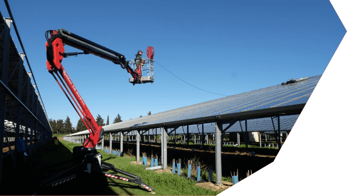 Allowash Nettoyage des panneaux photovoltaïque toiture ombrière et centrale au sol Pleudihen sur Rance Bretagne Cotes d'Armor Représenter dans le monde - Sécurité et accessibilité